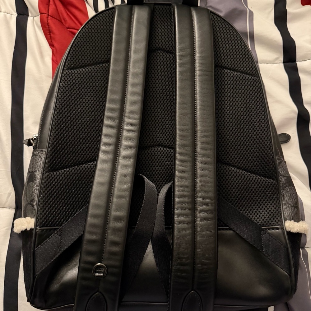 Coach Men’s Black Signature Canvas Backpack with Shearling Trim - Picture 2 of 5